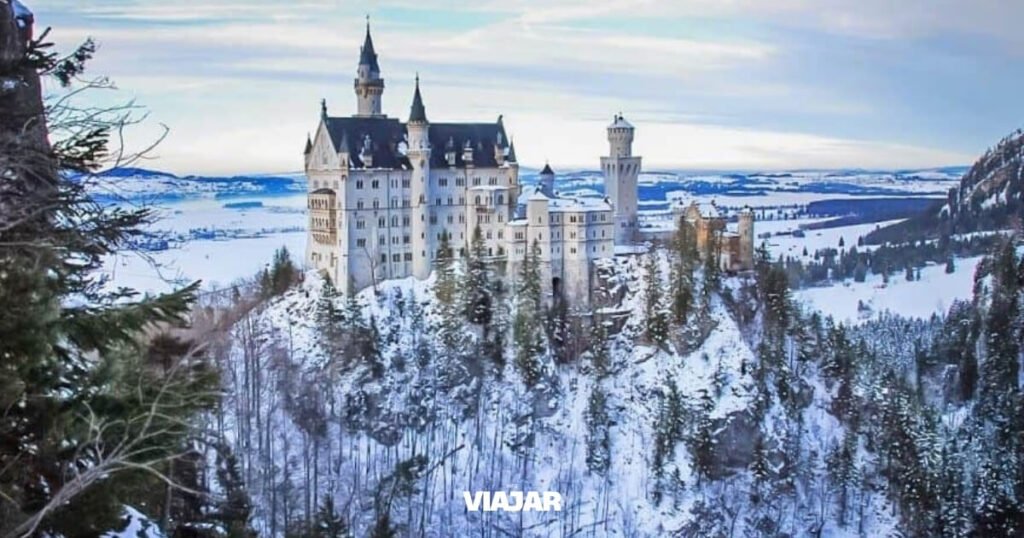 El castillo real que inspiró a Disney y puedes visitar por dentro (Neuschwanstein)