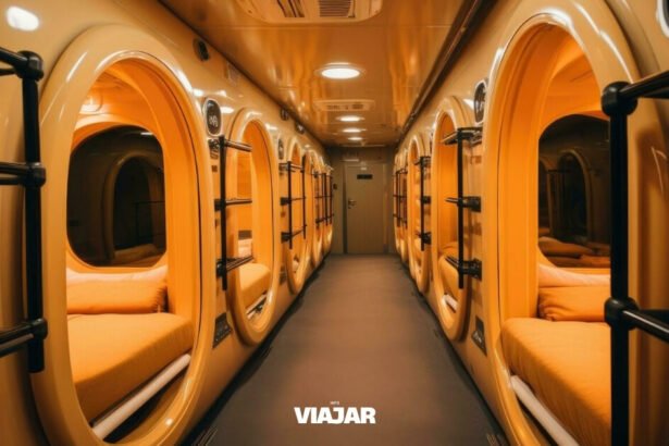 Hoteles cápsula high-tech en Japón: dormir barato sin desconectarte